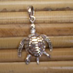 Pendentif petite tortue