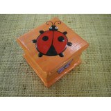Boite carrée coccinelle