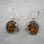 Boucles d'oreille en ambre Orchidée