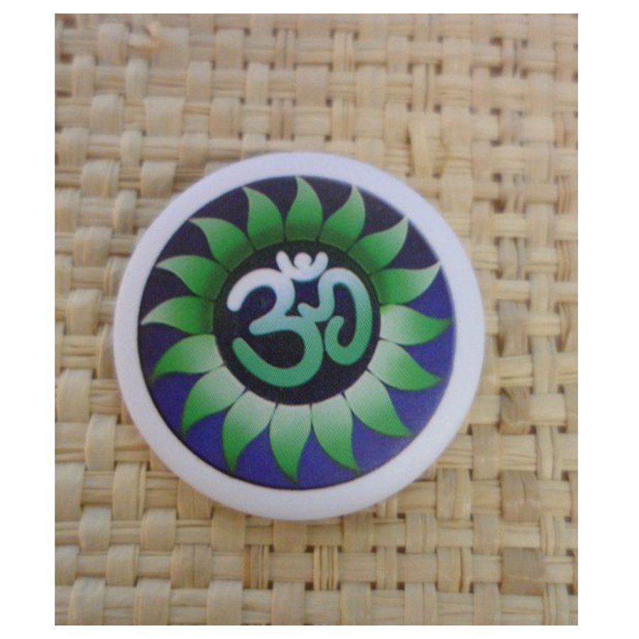 Badge Aum green flower