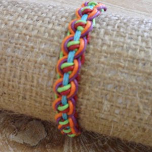 Bracelet macramé color Avi