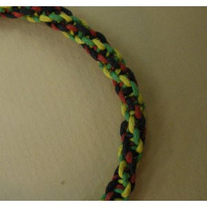 Bracelet torsadé rasta