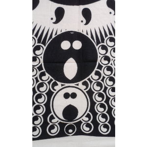 Tenture maxi full yin yang délire blanc et noir