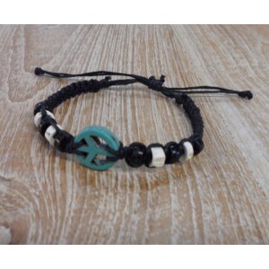 Bracelet  macramé peace and love noir