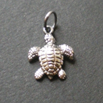 Pendentif petite tortue de mer