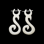 Boucles d'oreille os S