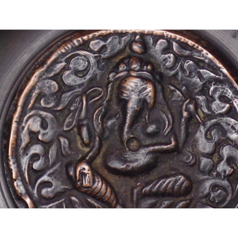 Bol tibétain foncé gravé Ganesh