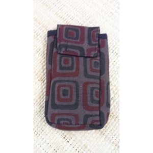 Pochette portable marron carrés