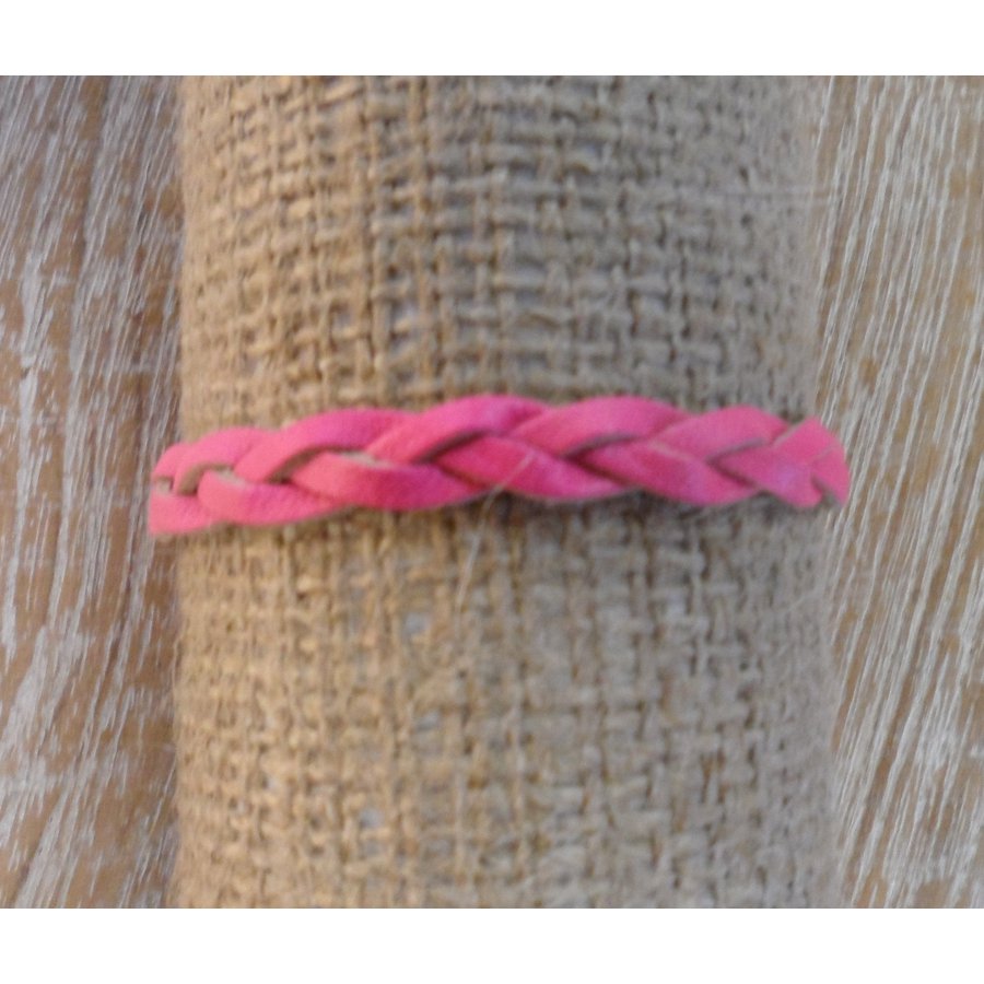 Bracelet cuir tresse fine fuschia