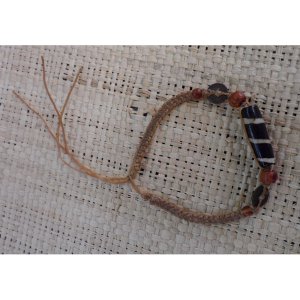 Bracelet marron  sapèques