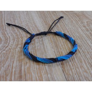 Bracelet rond Bayu bleu et noir
