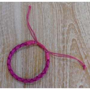 Bracelet rond cuir tressé rose