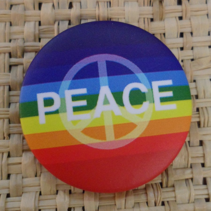 Badge arc en ciel peace & love