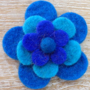 Broche fieltro baltique