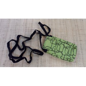 Pochette smartphone motif géo vert