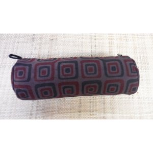 Trousse motif carré marron