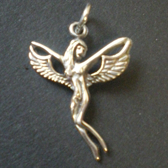 Pendentif la fée victoire