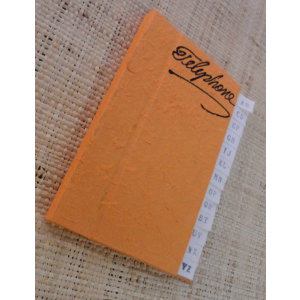 Petit carnet téléphonique orange