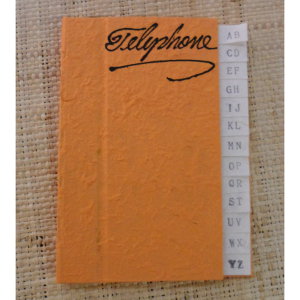 Petit carnet téléphonique orange