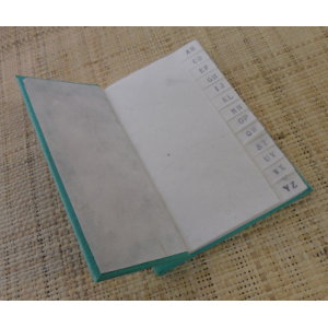 Petit carnet téléphonique vert aqua