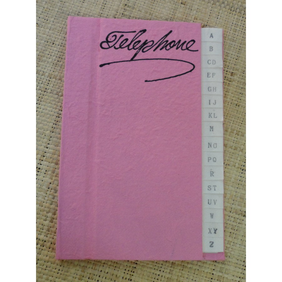 Carnet téléphonique rose