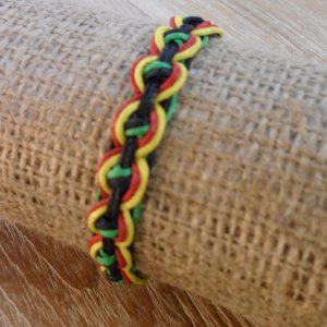 Bracelet macramé Avi rasta 2