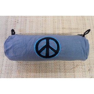 Trousse broderie peace & love