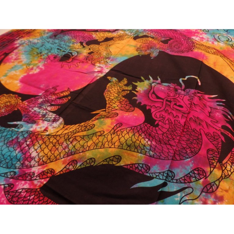 Tenture multicolore dragons yin yang