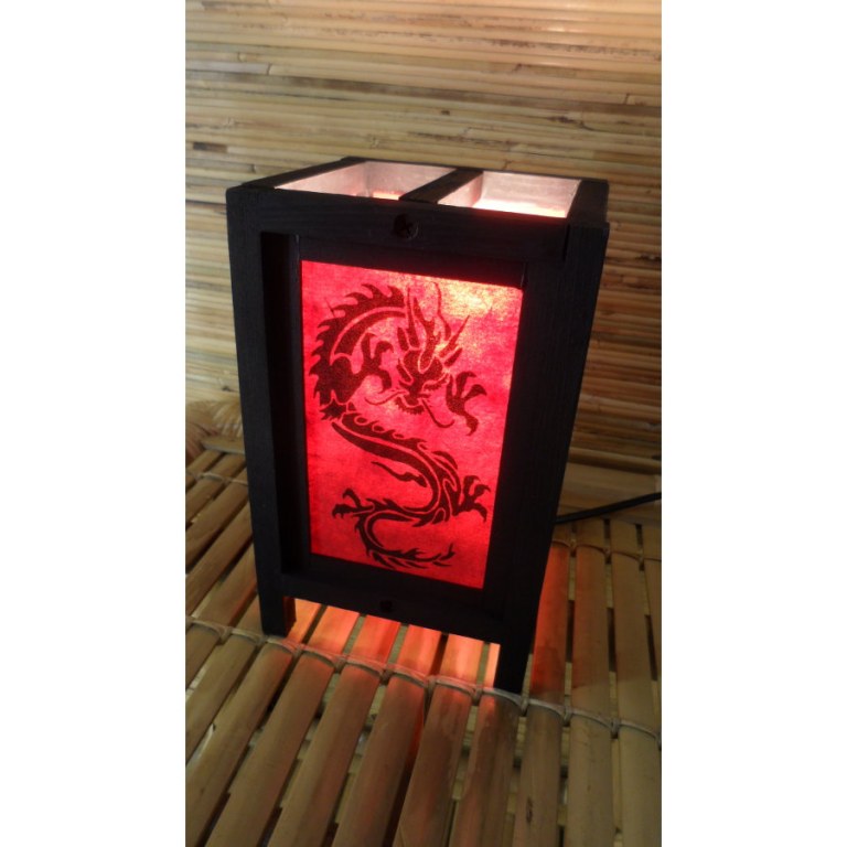 Lampe dragon noir