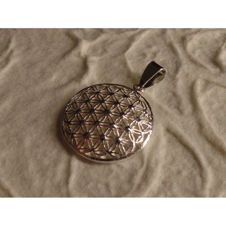 Pendentif fleur de vie