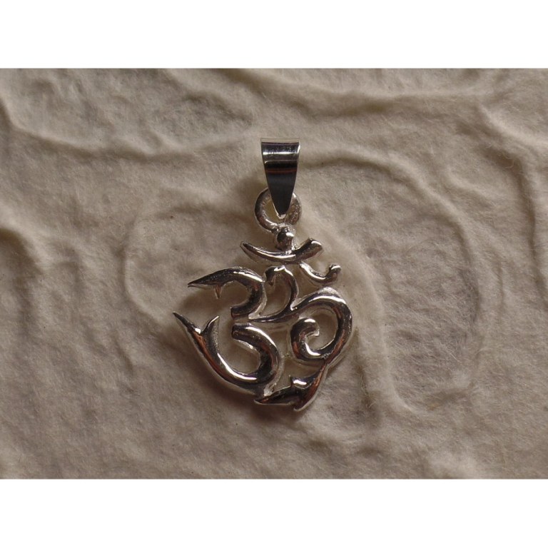 Pendentif argent pranava