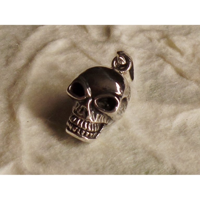 Pendentif petit crâne 