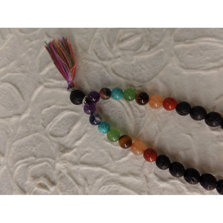 Collier perles de lave et perles 7 chakras X 4 fil color