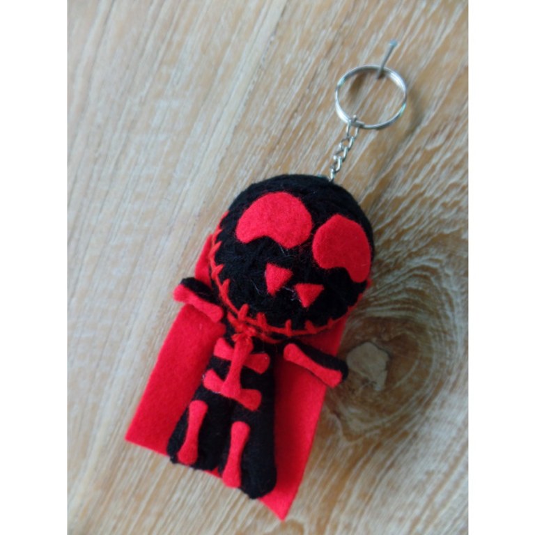 Porte-clés big skeletor noir/rouge