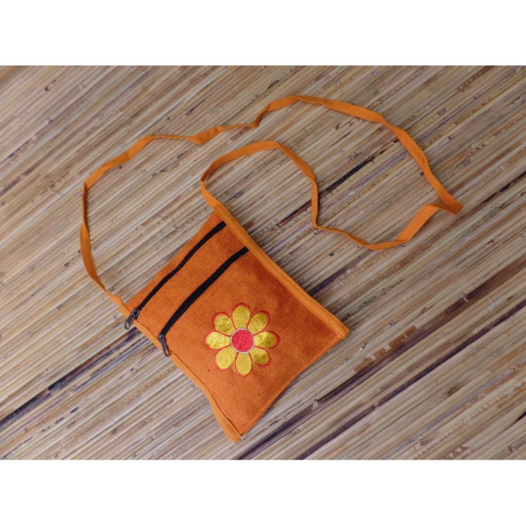 Sac passeport orange broderie florale jaune or coeur rouge