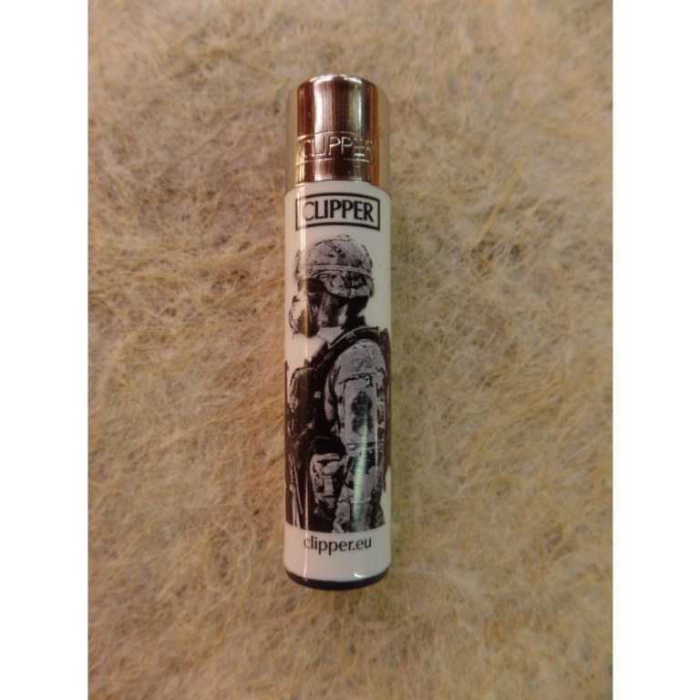 Briquet chien militaire