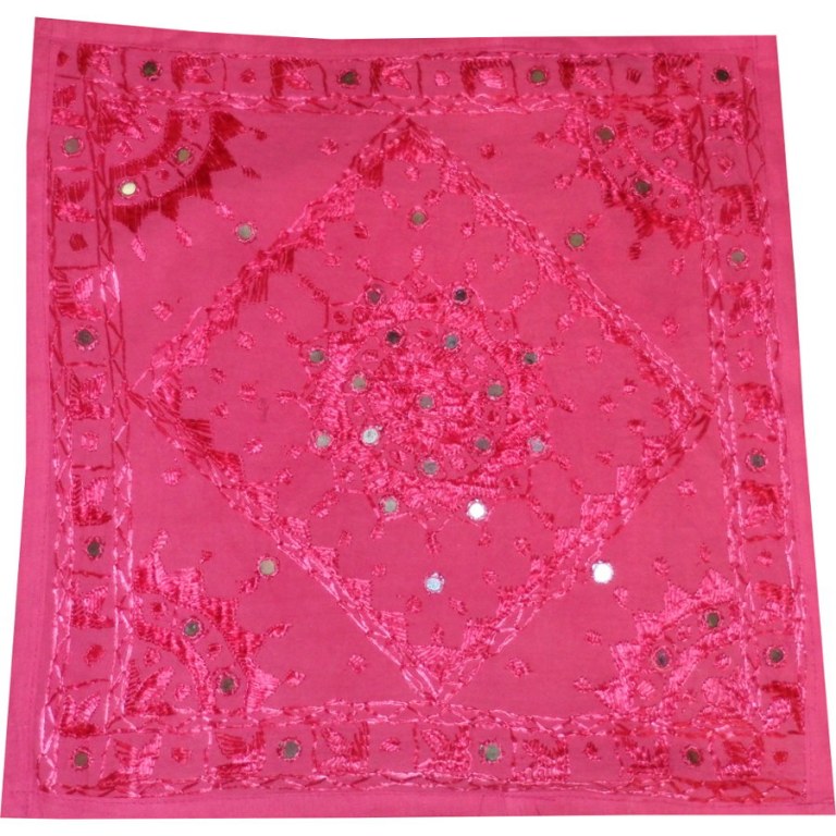 Housse carrée fleur brodée rose