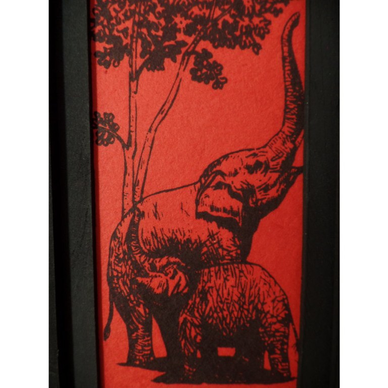 Lampe rouge famille éléphant