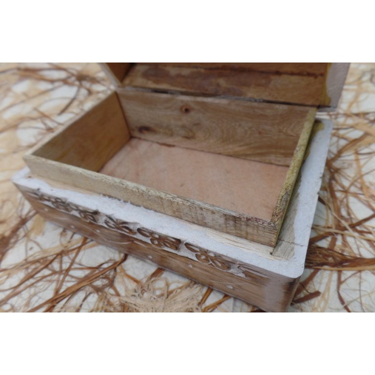 Boite en bois cérusé fleur 