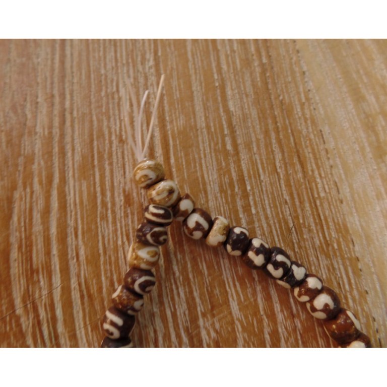 Bracelet tibétain 9 perles spirales 2