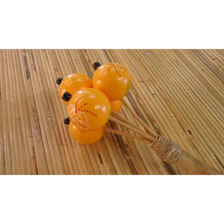 Maracas oranges bambou