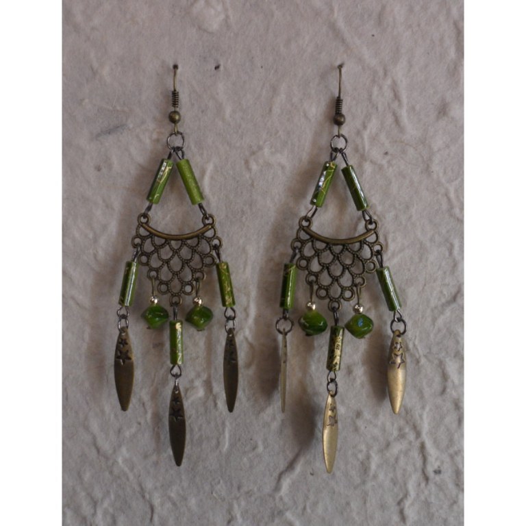 Pendants d'oreilles vert clair Lamai