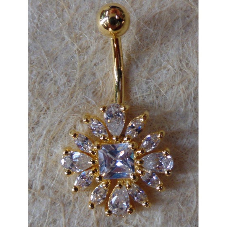 Piercing jolie fleur