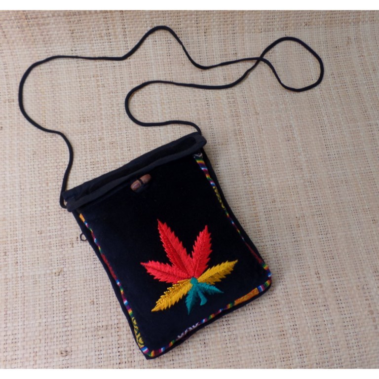 Sac velours noir ghéri brodé feuille rasta