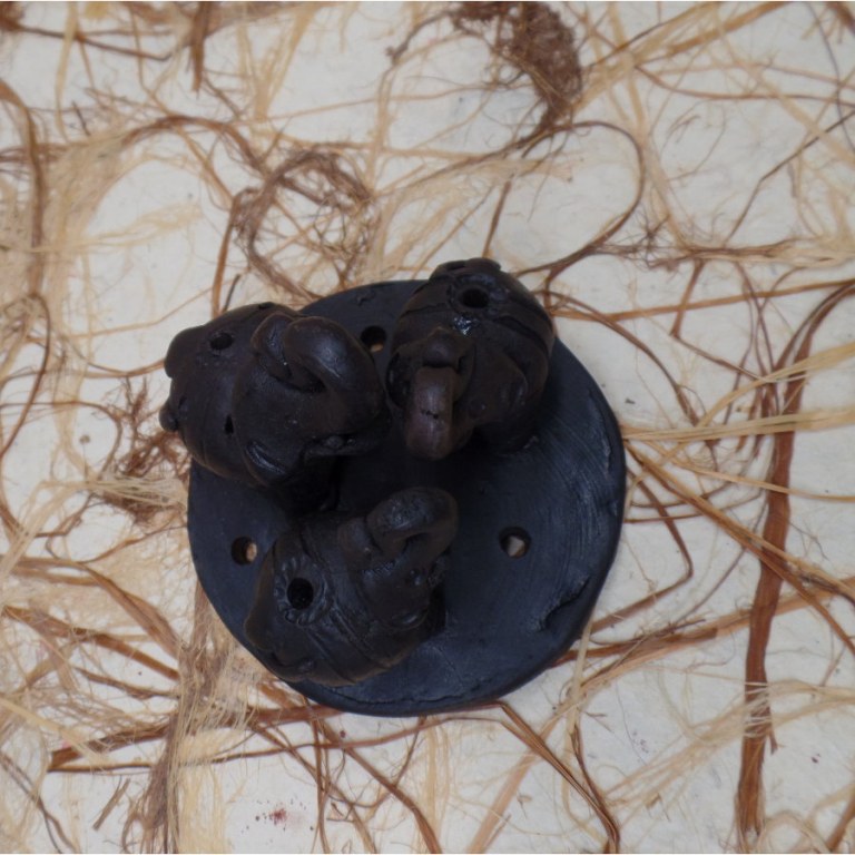 Porte encens le trio d'éléphants noirs