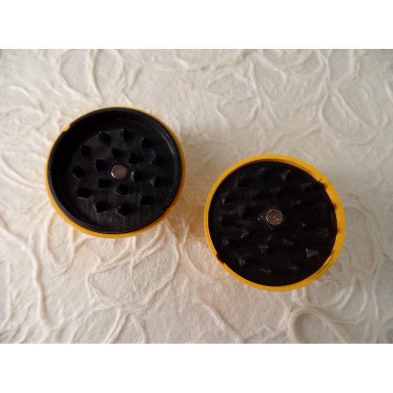 Grinder smiley jaune