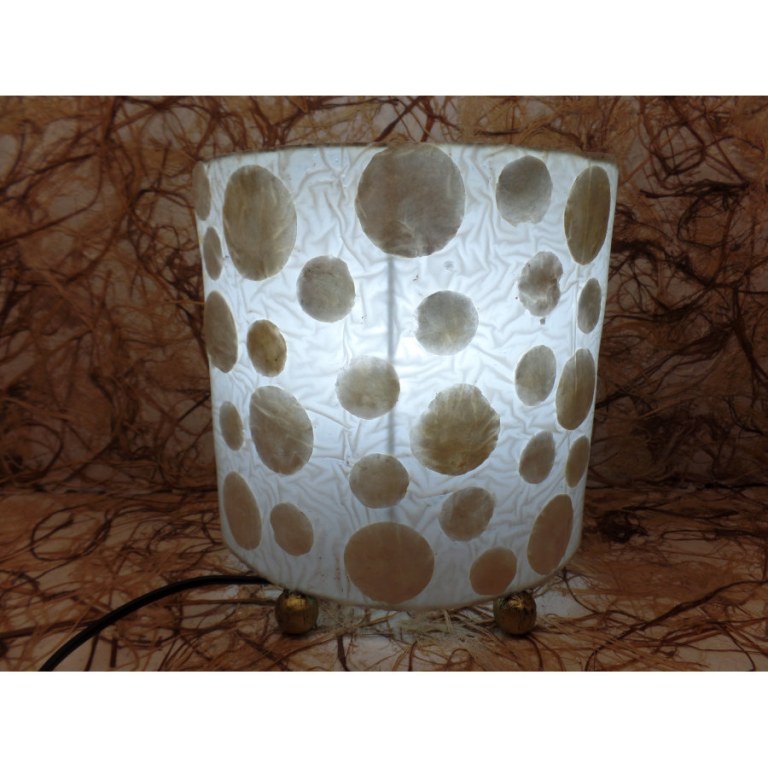 Lampe ovale blanche pastilles en nacre