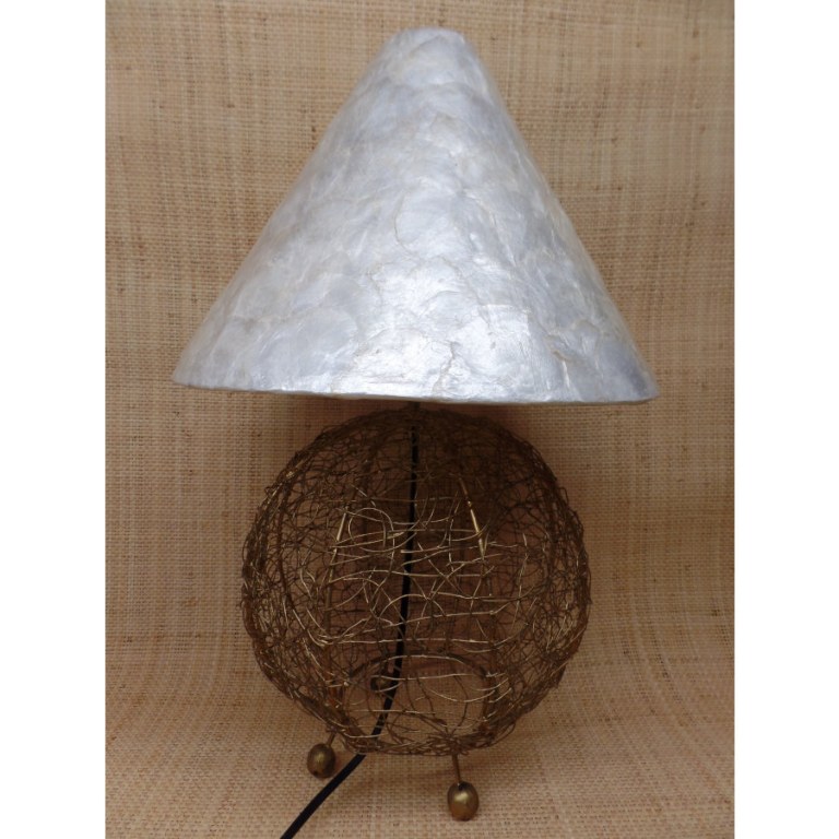 Lampe pied métal chapeau conique en nacre