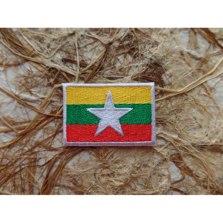 Ecusson drapeau Birmanie ou Myanmar