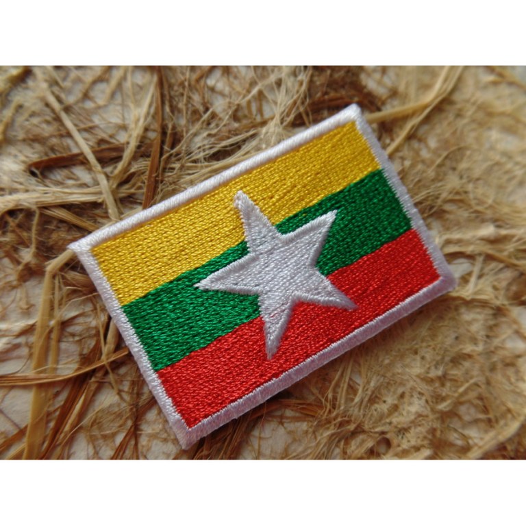 Ecusson drapeau Birmanie ou Myanmar